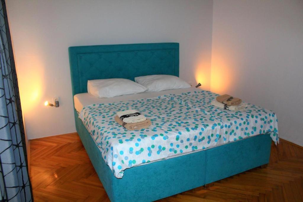 Apartment Nana Примоштен Екстер'єр фото